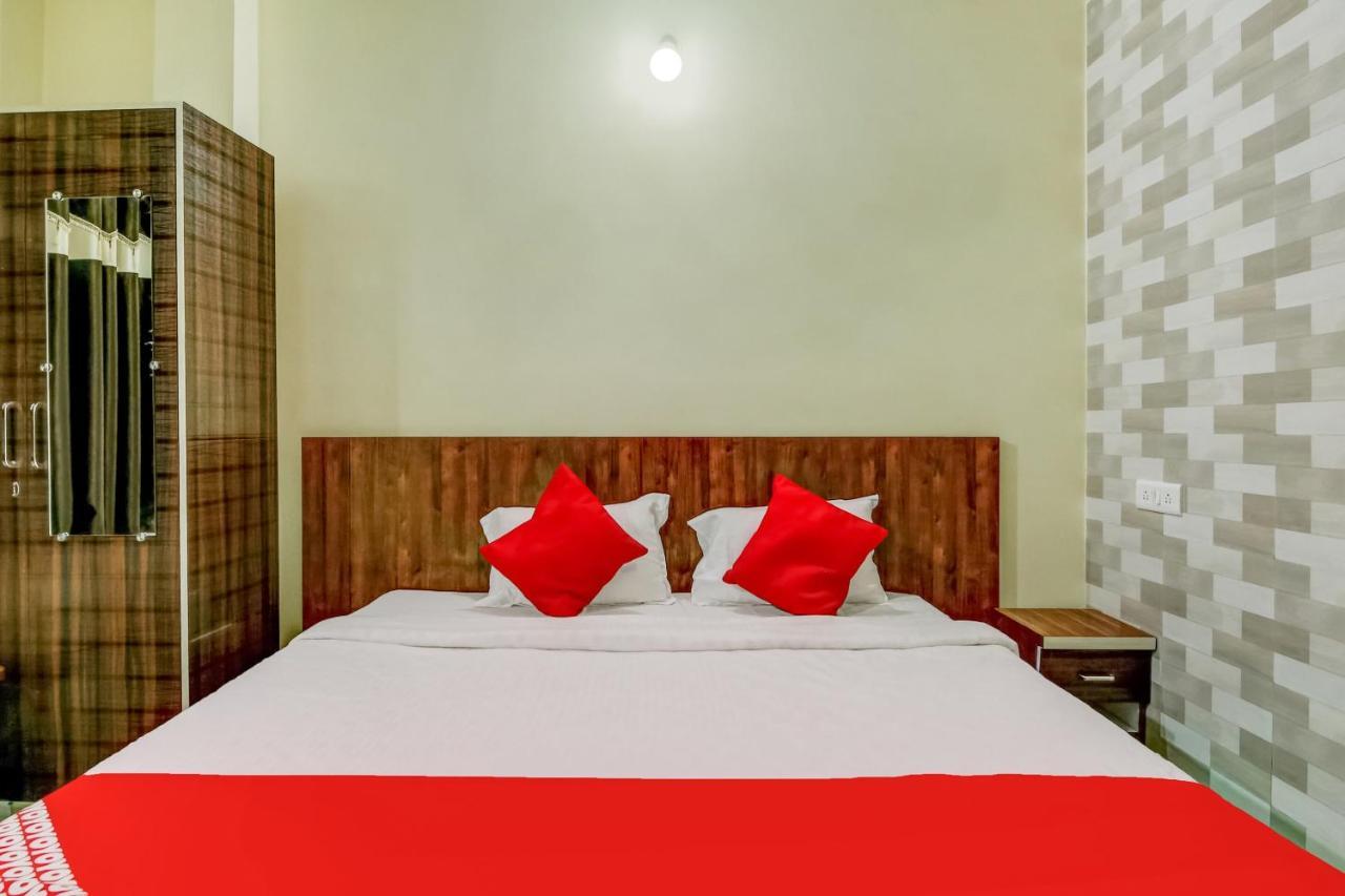 Oyo Hotel Badri Inn & Yatri Niwas Jabalpur Exterior foto