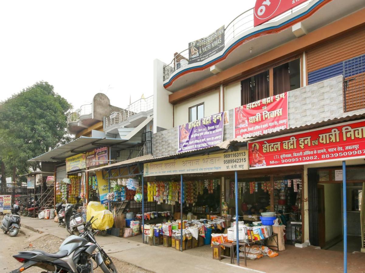 Oyo Hotel Badri Inn & Yatri Niwas Jabalpur Exterior foto